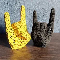 Voronoi Rock Hand