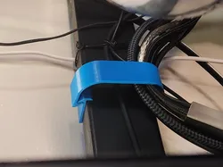 Purdue Bed Cable Management Clip