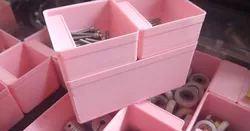 Para-SPB: Parametric Stackable Small Parts Bin