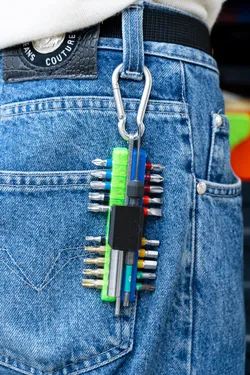 BITHOLDER (for 1/4" Screwdriver bits!)