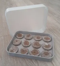 Seedling tray 3x4