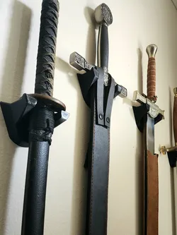Simple Sword, Dagger, or Knife Wall Mount