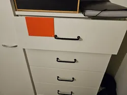 Drilling guide for ikea drawer