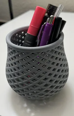 Spiral Sweep Pencil Holder