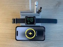 Wireless Pen picture stand - Iphone, Apple Watch, AirPods Pro charger | Picture holder