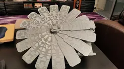 Predator gauntlet with the retractable shield