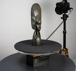 Video Turntable / Camera Pan Head -Fully programable.  Digital Bird Motion Control System
