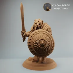 Werebear, bear fighter guardian with sword and shield - pre supported