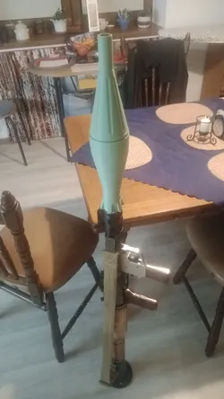 Airsoft maketa rakety do RPG7