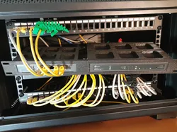 TP-Link Omada ER605 and SG2008P 1U Rack Mount