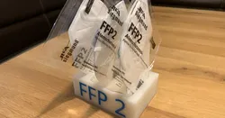 FFP2 Mask Holder COVID-19 Corona Virus PPE Self Protection