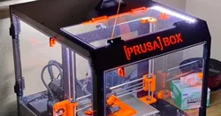 Raspberry PI 7” LCD mount for [Prusa]Box