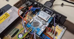 SD2IEC side plate for breadbin C64