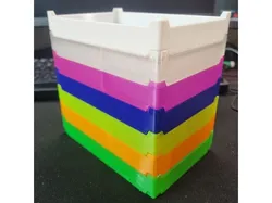 Stackable container