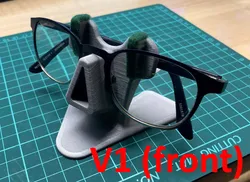 Glasses / Spectacles stand