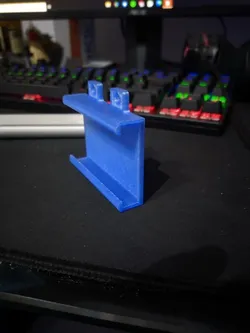 Lamp wall support