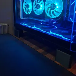 Montech King 95 pc case Riser Feet.