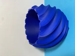 Twisted plant pot