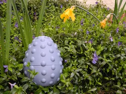 Big Threaded Egg