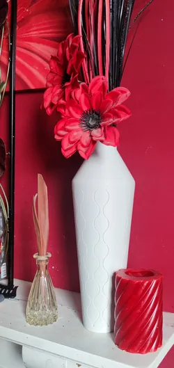 Wave Shaker Vase