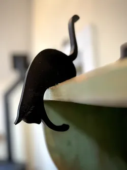 Balance Cat Silhouette (easy print, no supports)