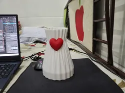 Jarrón de corazón Jarrón minimalista - Modelo de impresión 3D gratuito