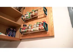 Mountable spice rack