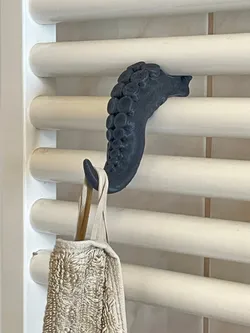 Tentacle Radiator Towel Hook