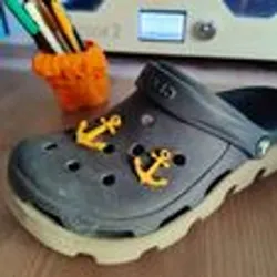 Anchor pin crocs