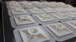 Cable clip