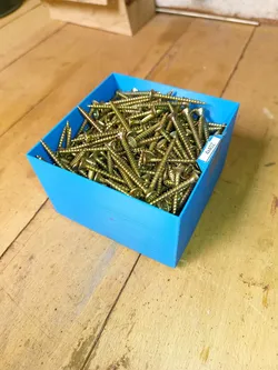 2x2 box on grid (70mm)