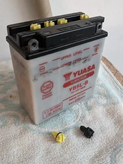 Battery Screw Caps 6V - Simson Moped Batterie