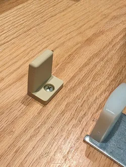 Closet door guide - single side