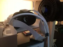 Quest 2Holder