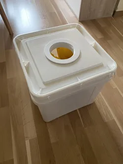 Custom lid mount for the Modular Hydroponic Tower Garden