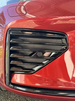 Volvo V60 hatch for R-Design hybrid grilles