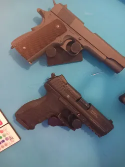 wall mount for airsoft pistols