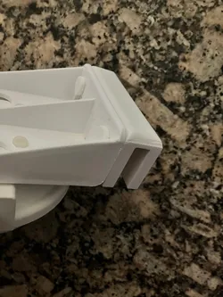 Hang-on sump bracket for rodi type canister filter