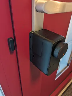 Switchbot Lock Pro Adapter with screws