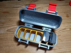A box with room for 6x LP-E6 Canon batteries