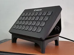 Stream Deck XL raised platform