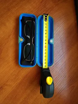 Small glasses case