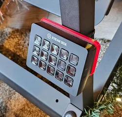 Stream Deck MK.2 face mount enclosure