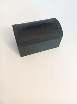 Box with rounded lid