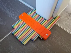Contour duplicator with wooden ice sticks