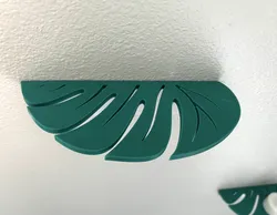 Monstera Leaf Trinket Shelf