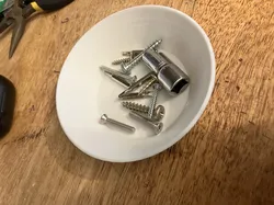 Screw holder bowl
