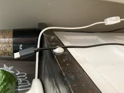 USB wire holder