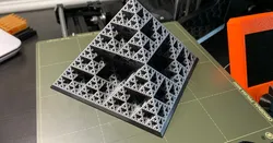Base for Spiral Vase Mode Sierpinski Pyramid