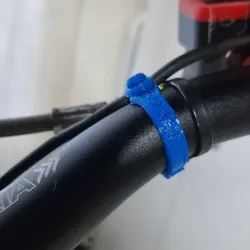 Handlebar wire strap